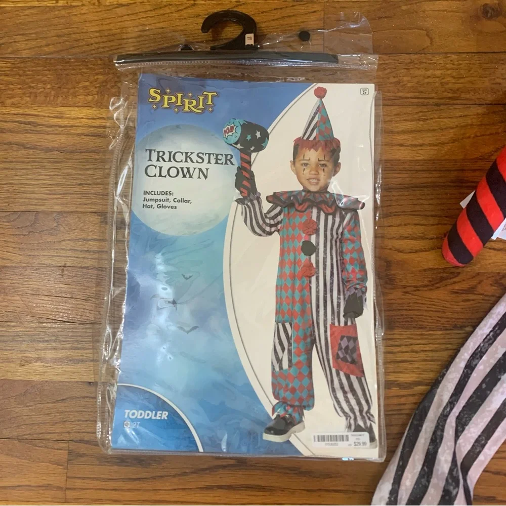Spirit halloween trickster